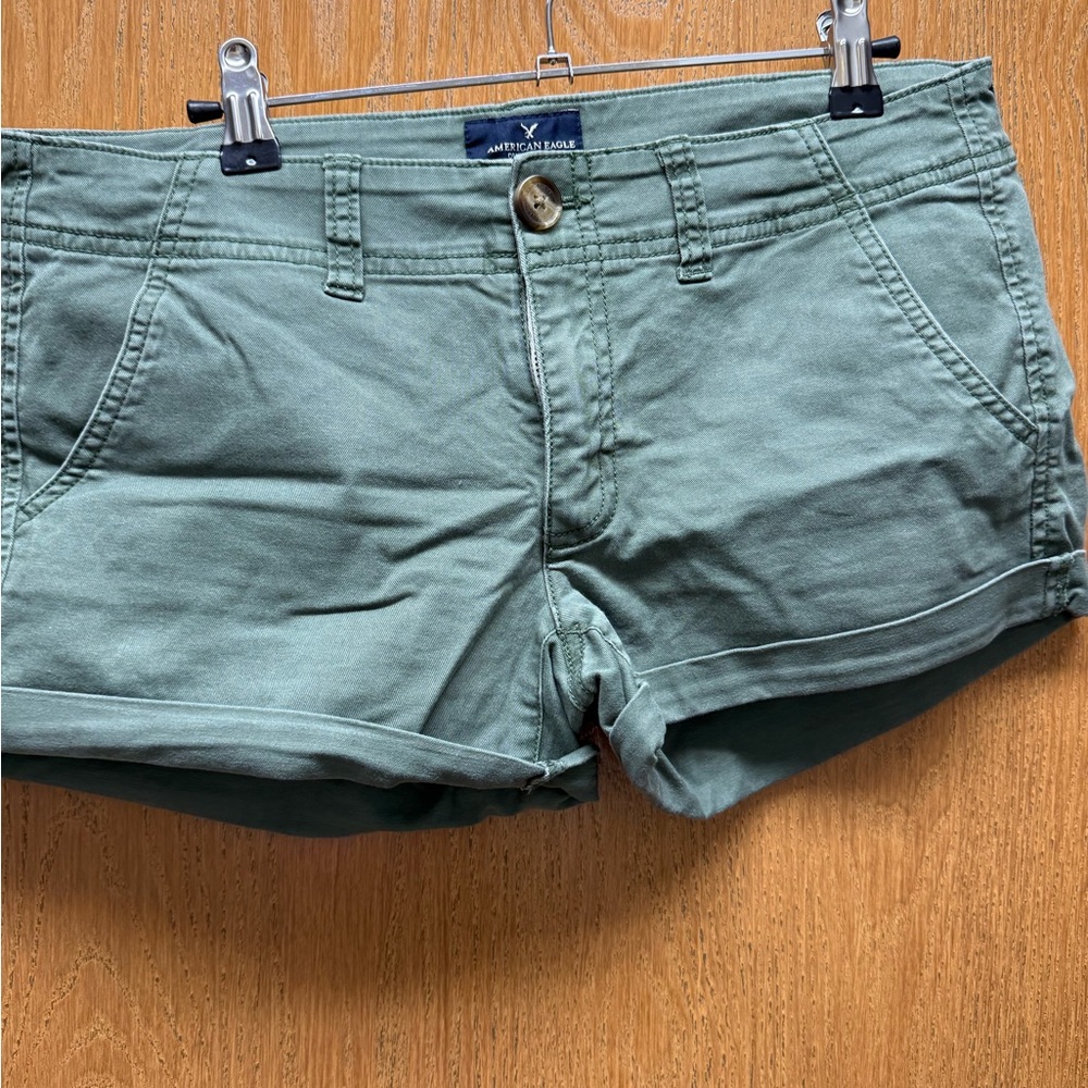 American Eagle Outfitters Women's Green Shorts